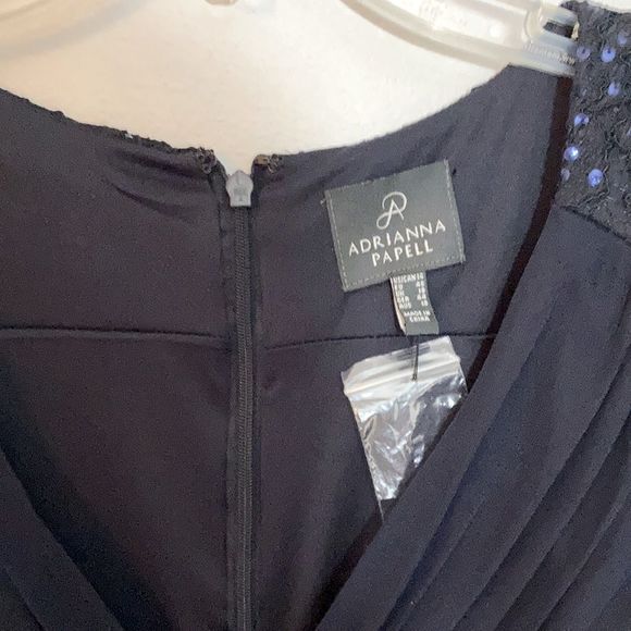 Adrianna Papell Navy Blue Gown - Excellent Condition - Picture 3 of 11